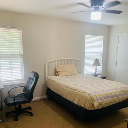 Private Cozy Lock Room 1 Cypress Exterior foto